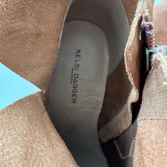 Kelsi Dagger Booties - Picture 3 of 9